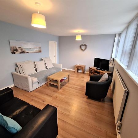 3 Bedroom Apartment Coventry - Hosted By Coventry Accommodation מראה חיצוני תמונה