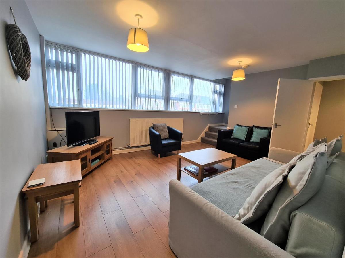 3 Bedroom Apartment Coventry - Hosted By Coventry Accommodation מראה חיצוני תמונה